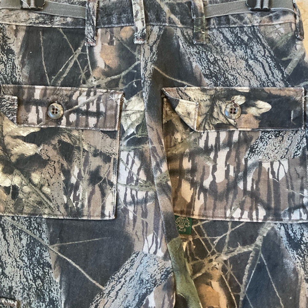 Camo hunting pants, Zip & button, side, back and leg pockets, soft, Size XS - Picture 11 of 14
